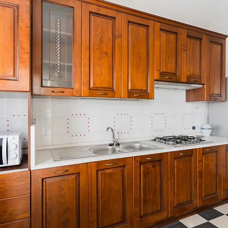 Holiday home Casa Minerva A *