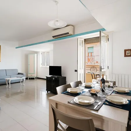 Holiday home Casa Minerva A *