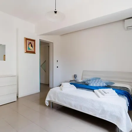 בית נופש Casa Minerva A